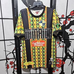 Jamaica Graphic Soccer Jersey Size Medium NWT‎